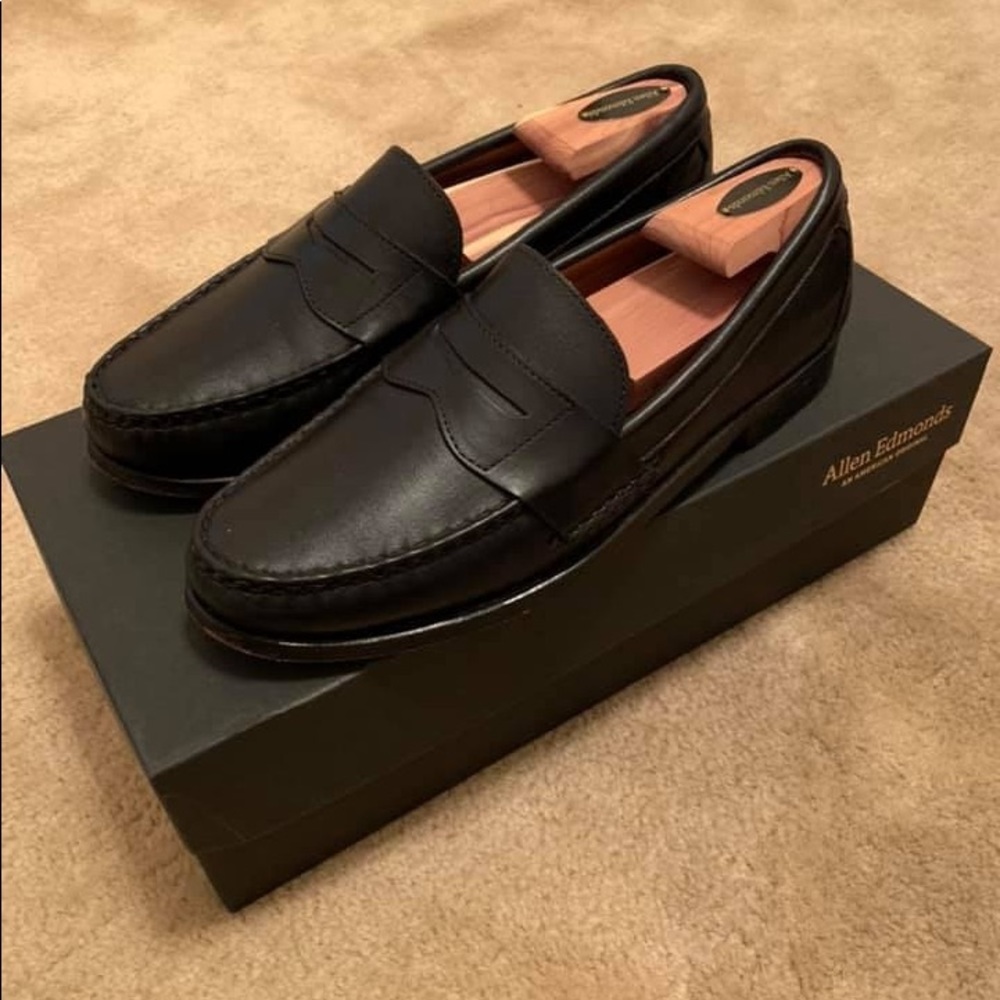 Allen Edmonds Cavanaugh loafers size 9B